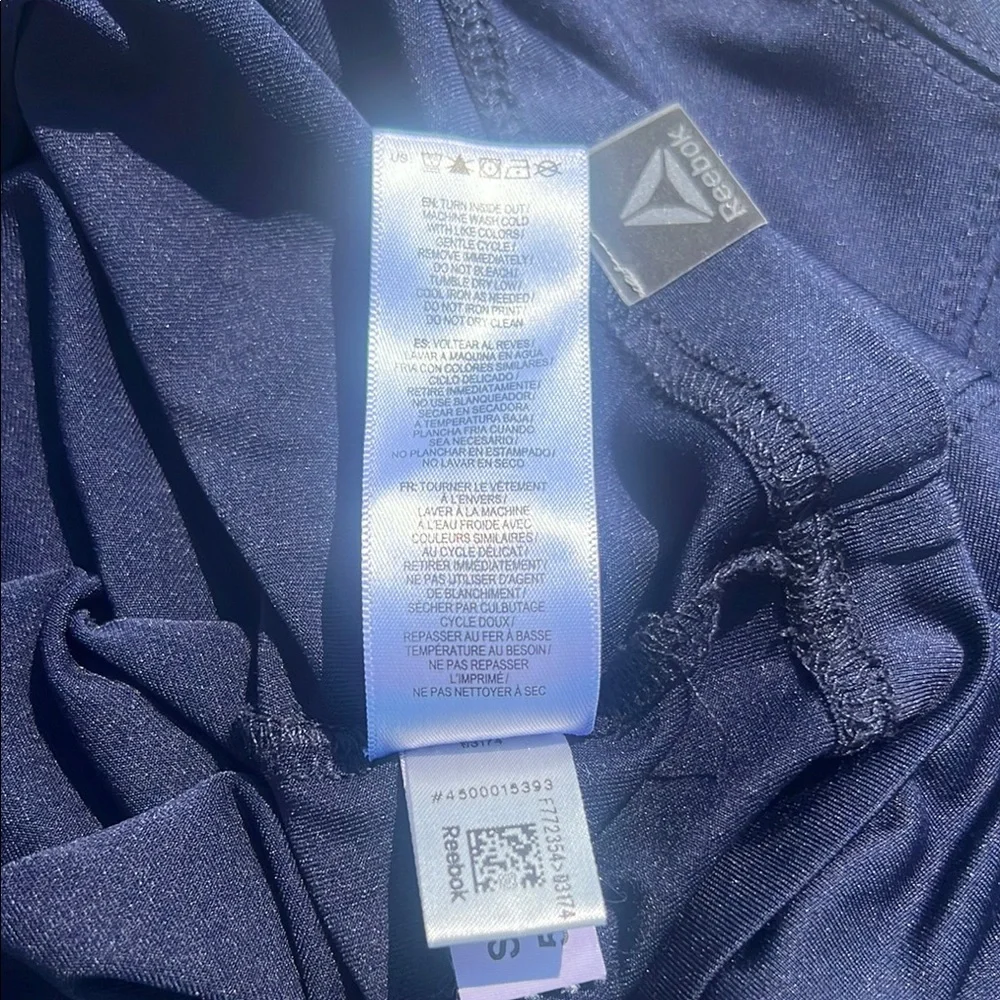 Reebok Blue Short Sleeve Performance Tee‎ - Picture 6 of 8